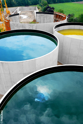 Round reservoirs formed with TTR