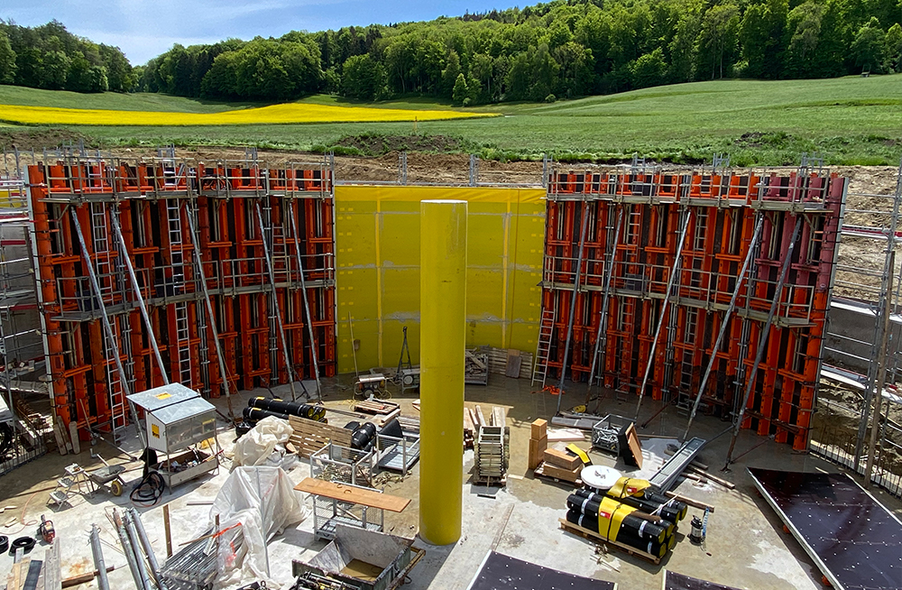 TTK circular trapezoidal girder formwork with clamp connection in combination with Multip