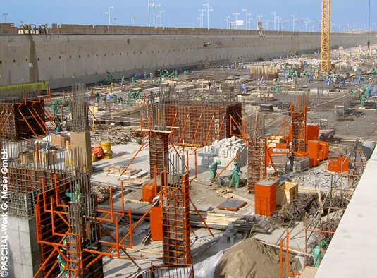 Construction site of Golden Mile with PASCHAL formwork