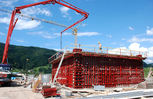 wall formwork LOGO.3 used for hall construction in Haslach