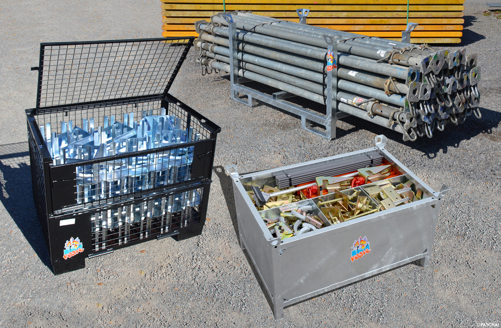 stacking pallet, lattice box and transportation box