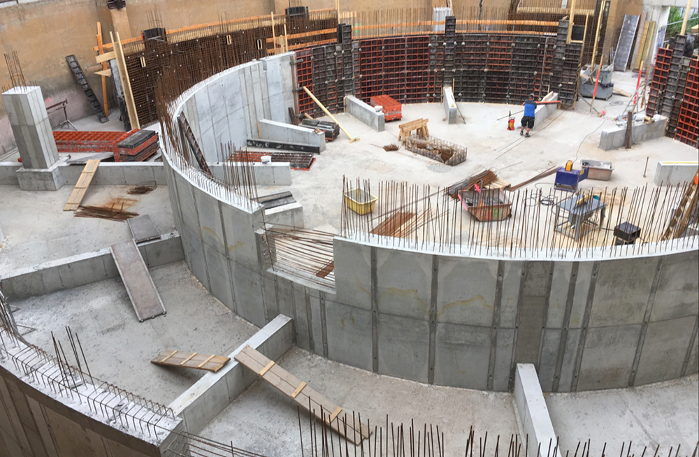 Modular universal formwork for concreting foundations