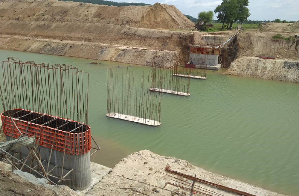 Reinforced concrete pile structures formed with PASCHAL formwork