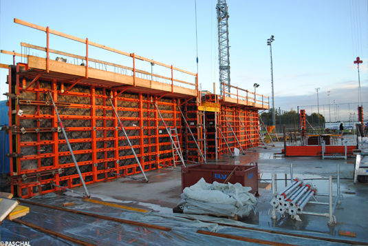 reinforced concrete walls using LOGO.3 formwork