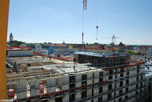 Construction above Munich's surrounding roof-line