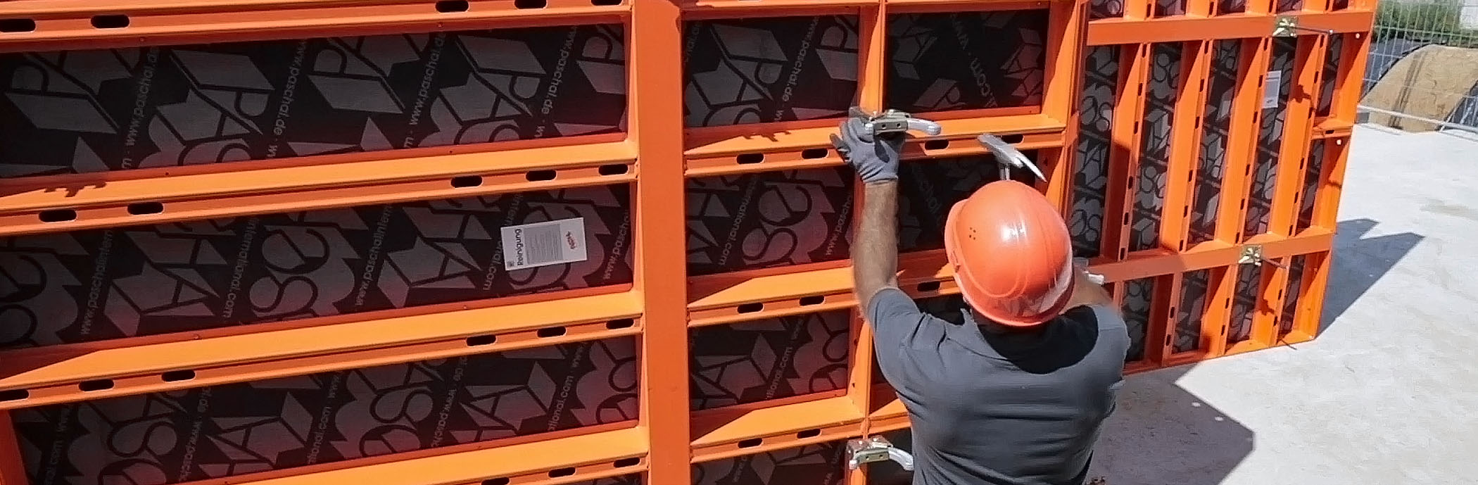 wall formed with LOGO formwork